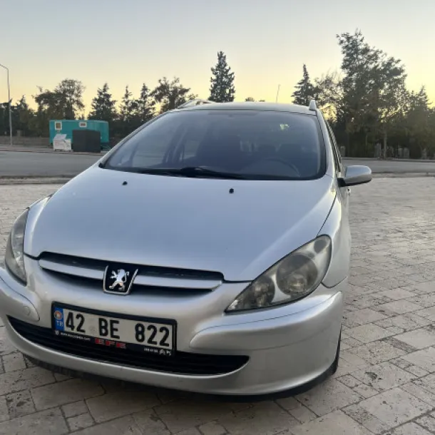 2004 PEJO 307 sw 270.000 km