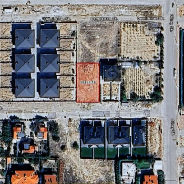 BUHARA MAHALLESİ'NDE 777 M2 SATILIK ARSA