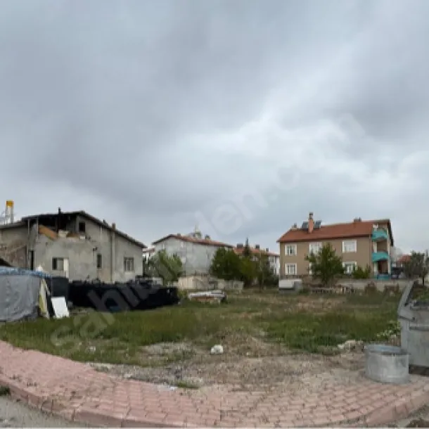 KARAASLAN ÜZÜMCÜ MAH'DE 727 M2 SATILIK ARSA